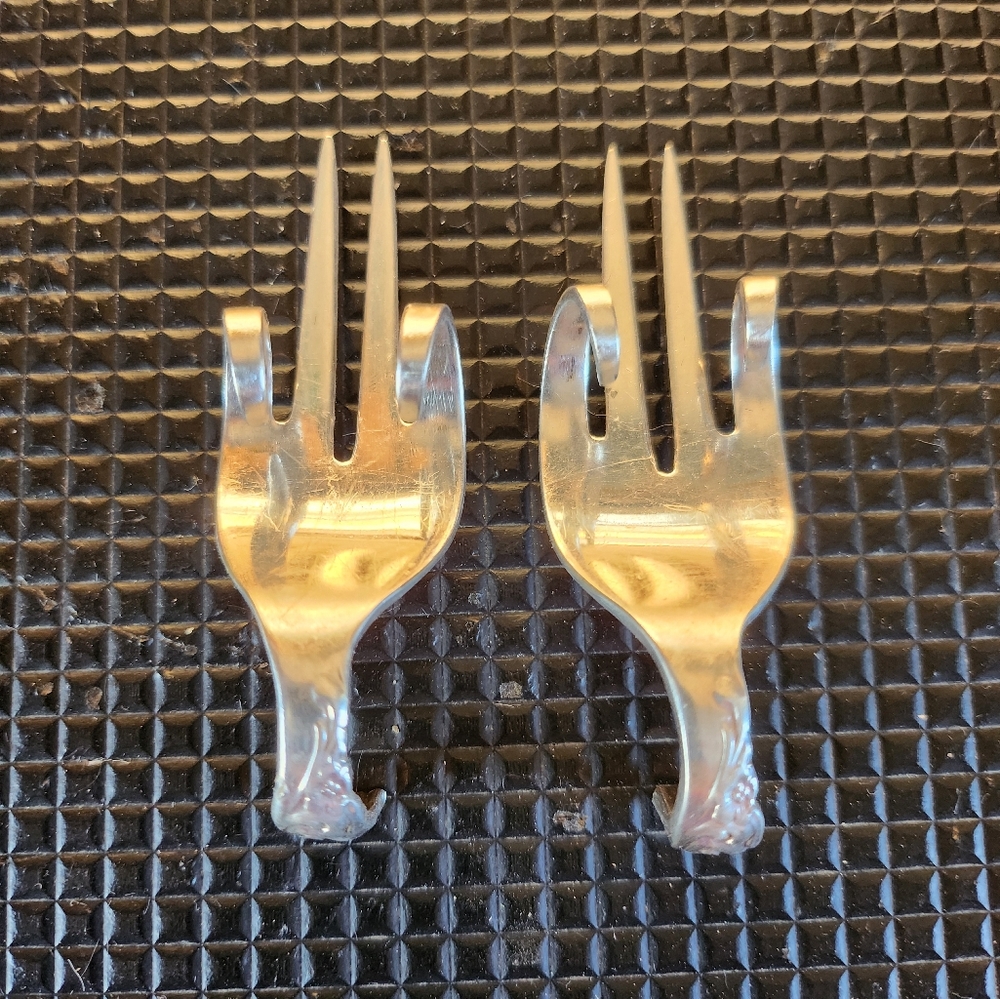 Set corn cob holders